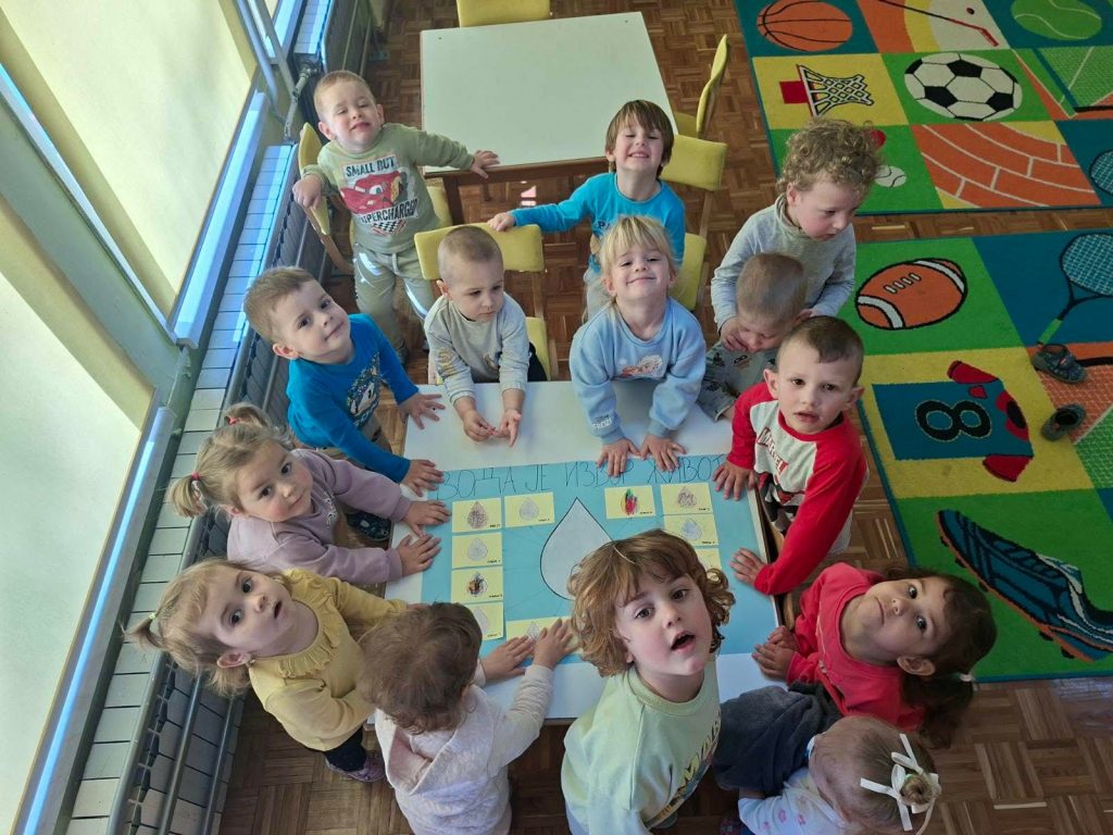 8b14cc6f-1376-4745-9013-47ff3ec6b34f