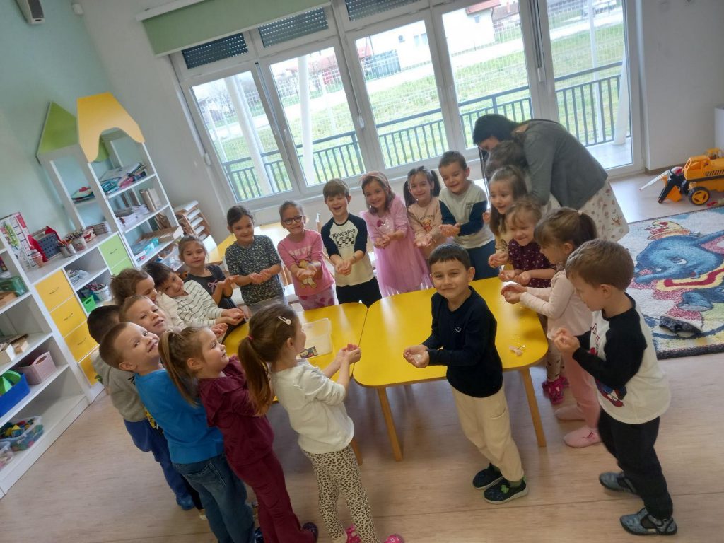 IMG-412f683c76e0fbb8463ff1ccd125d75b-V